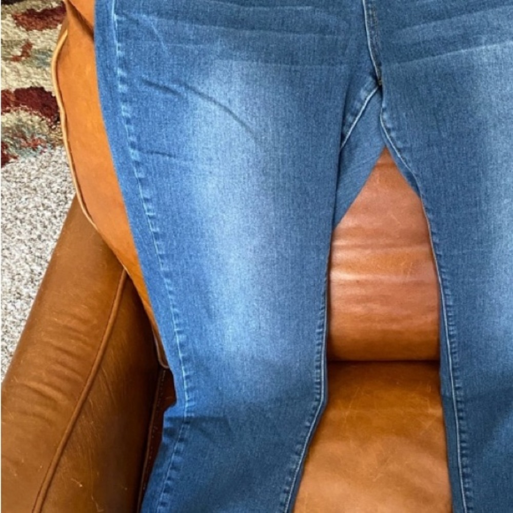 One Sone stretch jeans